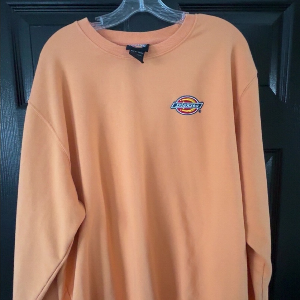 Dickies Men's Orange Cream Peach Crewneck